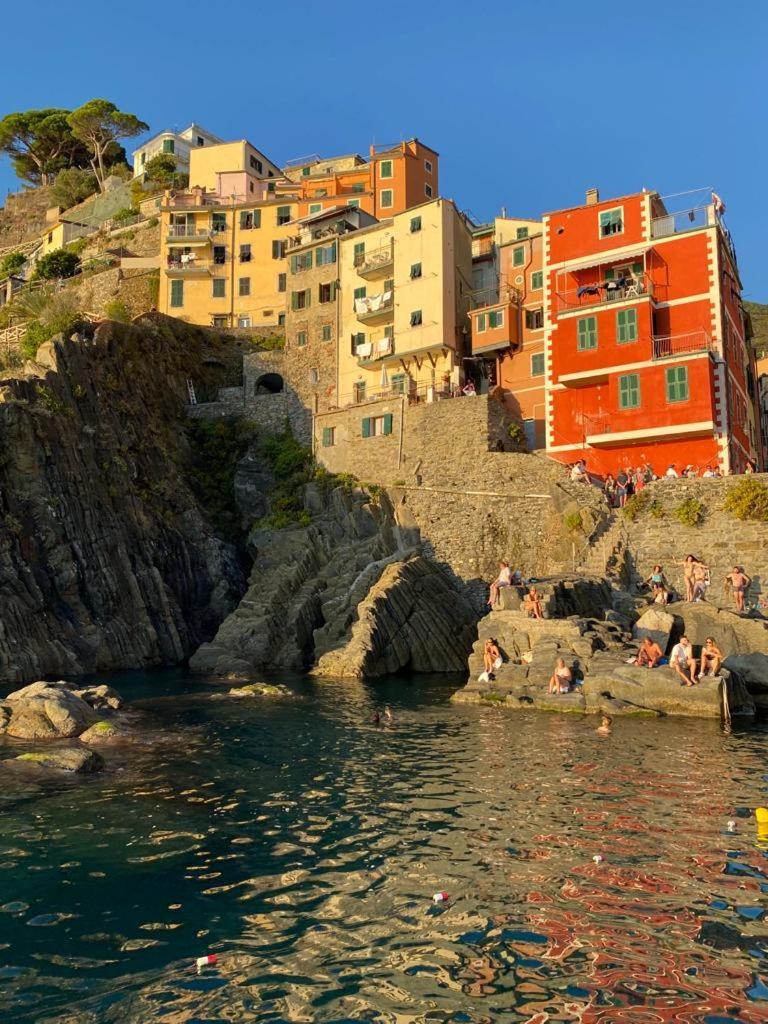 ラ・スペツィアLa Casa Di Ele, Parcheggio Privato Gratuitoアパートメント エクステリア 写真